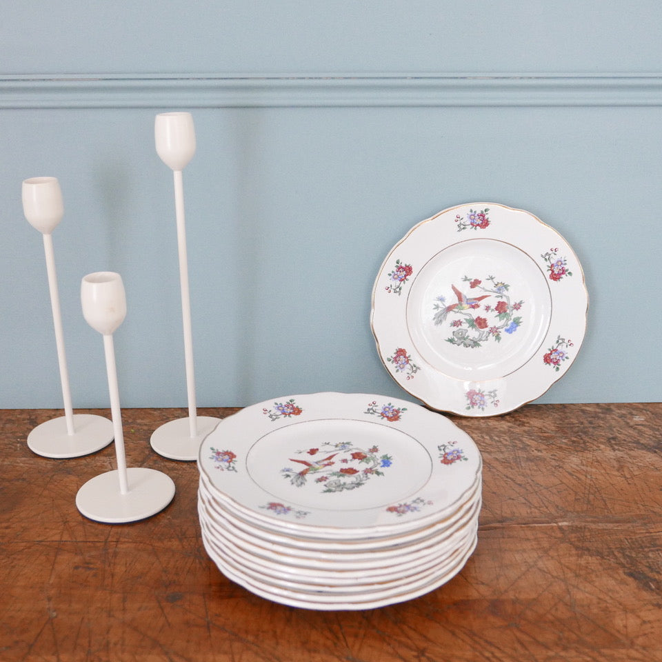 Assiette De Présentation Piédouche K Et G Lunéville – Motif Colibri Vintage
